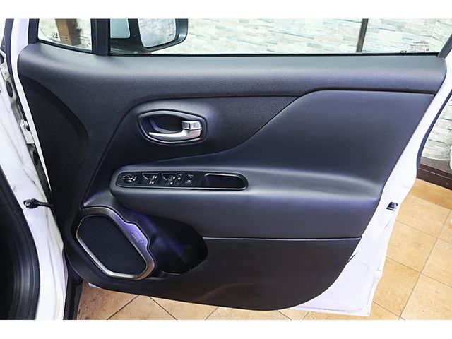 JEEP RENEGADE 2018 Image 31