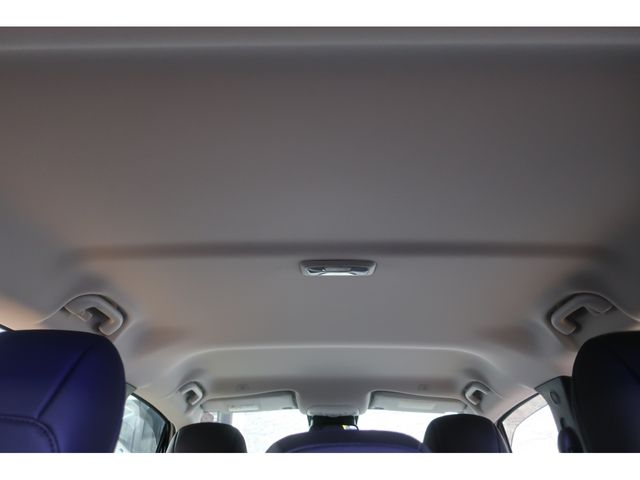 JEEP RENEGADE 2018 Image 31