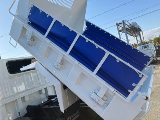 MITSUBISHI CANTER 2016 Image 31