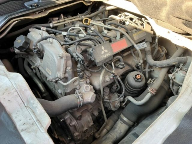 MITSUBISHI CANTER 2016 Image 31