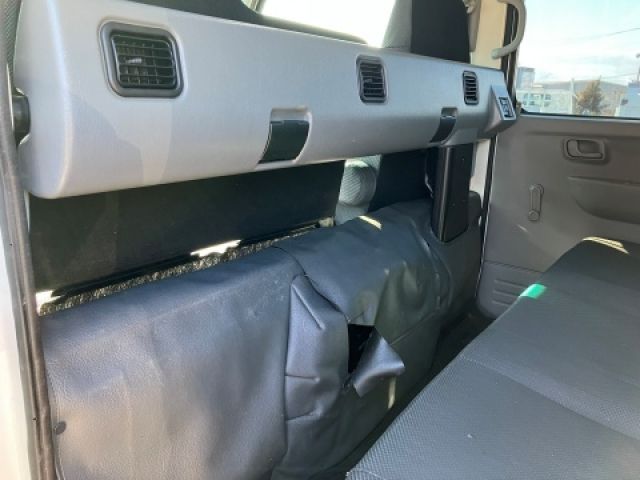 MITSUBISHI CANTER 2016 Image 31