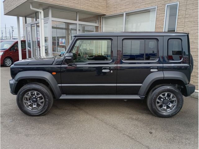 SUZUKI JIMNY NOMADE 2025 Image 31