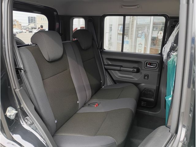 SUZUKI JIMNY NOMADE 2025 Image 31