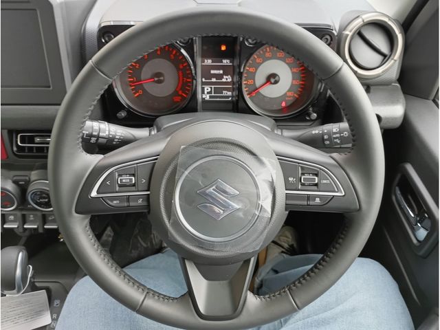 SUZUKI JIMNY NOMADE 2025 Image 31