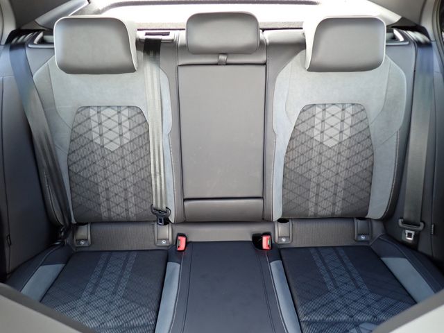 VOLKSWAGEN GOLF 2021 Image 31