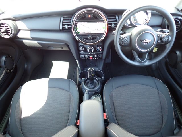 BMW MINI ONE 2019 Image 31