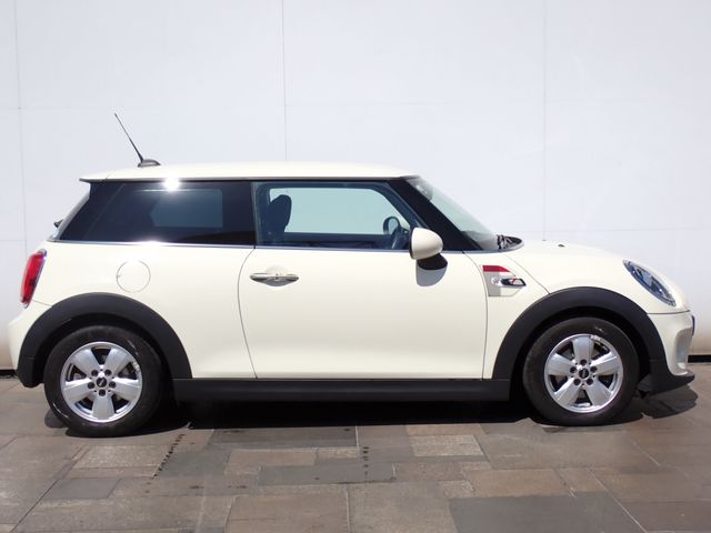 BMW MINI ONE 2019 Image 31