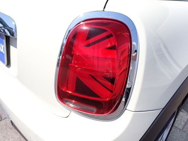 BMW MINI ONE 2019 Image 31