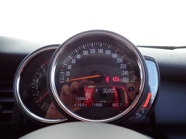 BMW MINI ONE 2019 Image 31