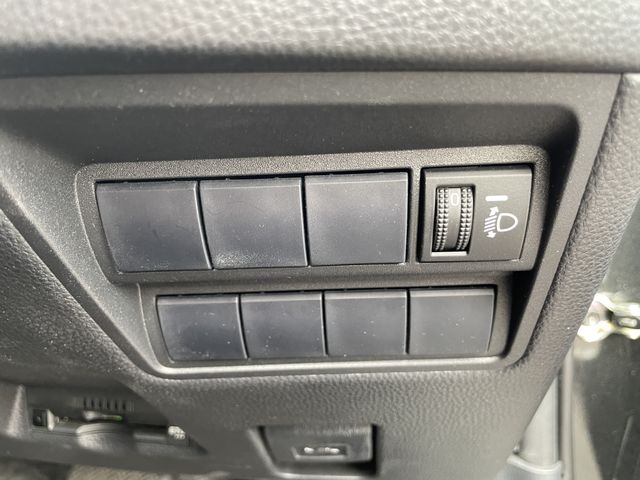 TOYOTA YARIS CROSS 2023 Image 31