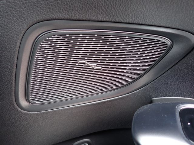 MERCEDES BENZ C CLAS 2022 Image 31