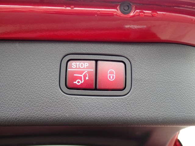 MERCEDES BENZ C CLAS 2022 Image 31