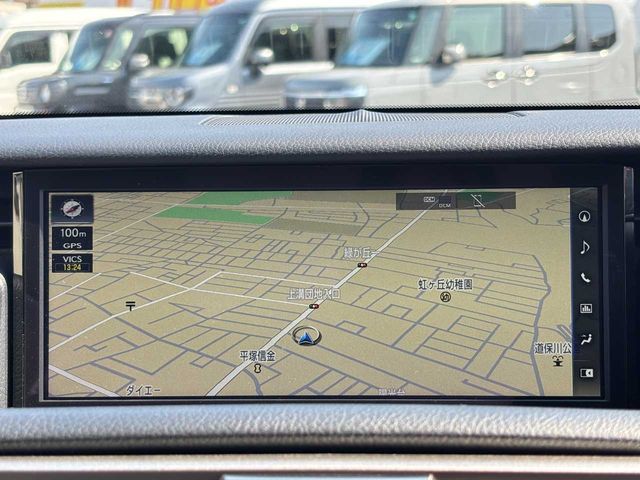 TOYOTA LEXUS IS300H 2017 Image 31