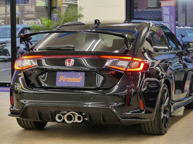 HONDA CIVIC HATCHBACK 2026 Image 31