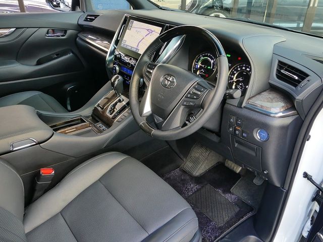 TOYOTA ALPHARD HYBRID 4WD 2023 Image 31