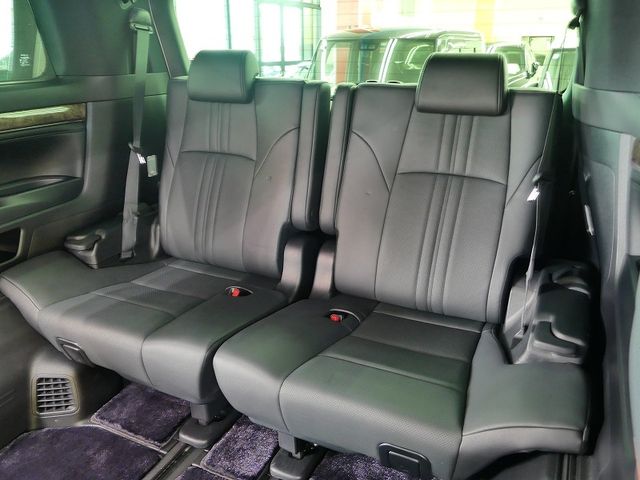 TOYOTA ALPHARD HYBRID 4WD 2023 Image 31