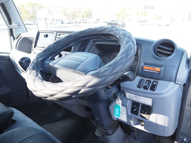 MITSUBISHI CANTER 2014 Image 31