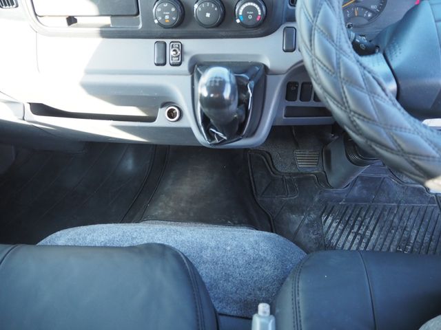 MITSUBISHI CANTER 2014 Image 31