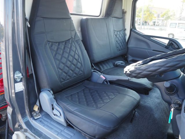 MITSUBISHI CANTER 2014 Image 31