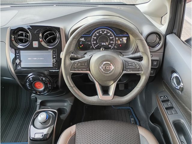 NISSAN NOTE 2018 Image 31