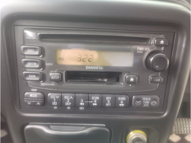 DAIHATSU MIRA GINO 4WD 2000 Image 31