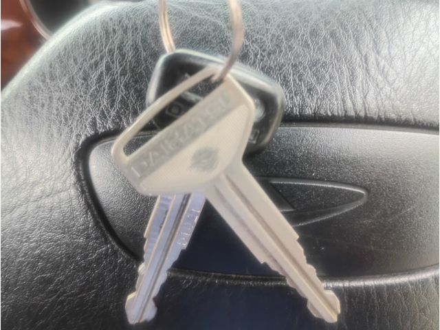 DAIHATSU MIRA GINO 4WD 2000 Image 31