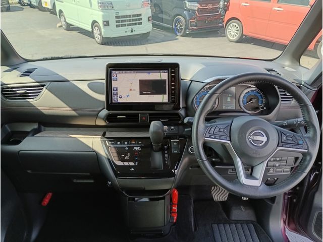 NISSAN ROOX 2024 Image 31