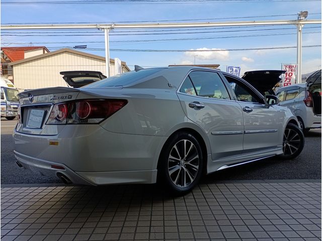 TOYOTA CROWN SEDAN 2015 Image 31