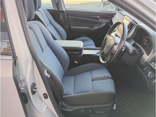 TOYOTA CROWN SEDAN 2015 Image 31