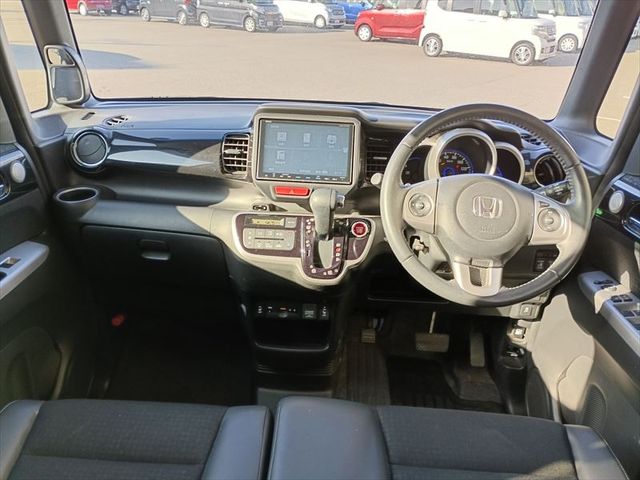 HONDA N BOX CUSTOM 4WD 2016 Image 31