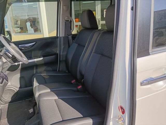 HONDA N BOX CUSTOM 4WD 2016 Image 31