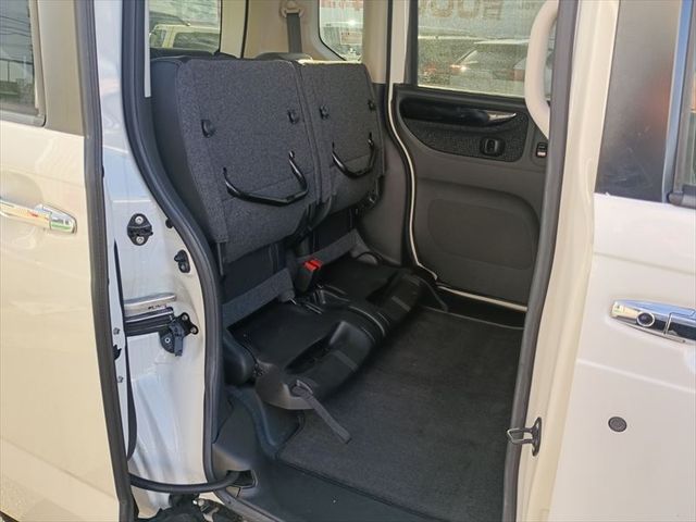 HONDA N BOX CUSTOM 4WD 2016 Image 31