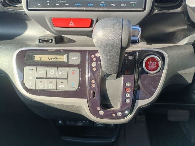 HONDA N BOX CUSTOM 4WD 2016 Image 31