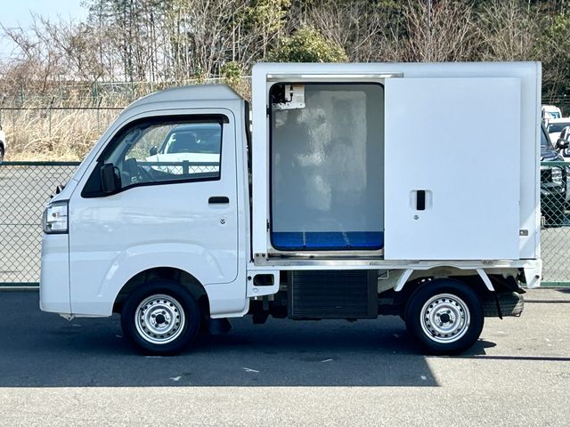 DAIHATSU HIJET TRUCK 4WD 2019 Image 31