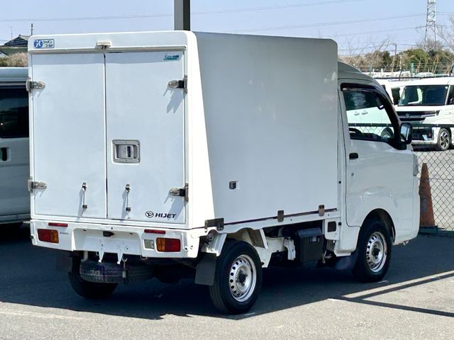 DAIHATSU HIJET TRUCK 4WD 2019 Image 31