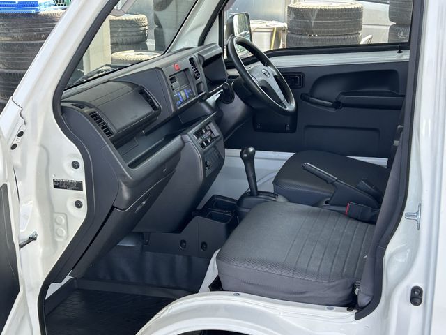 DAIHATSU HIJET TRUCK 4WD 2019 Image 31