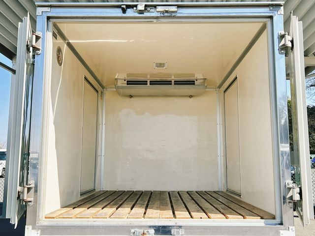 DAIHATSU HIJET TRUCK 4WD 2016 Image 31