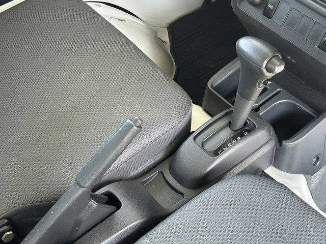 DAIHATSU HIJET TRUCK 4WD 2016 Image 31