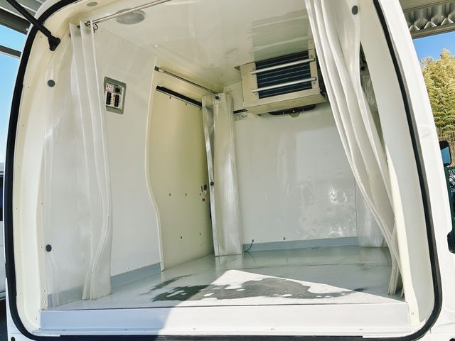 DAIHATSU HIJET CARGO 4WD 2019 Image 31