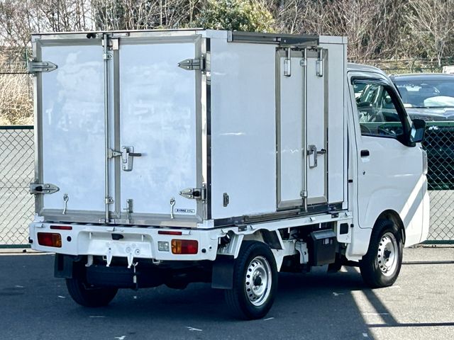 DAIHATSU HIJET TRUCK 4WD 2020 Image 31