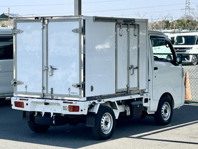 DAIHATSU HIJET TRUCK 4WD 2020 Image 31