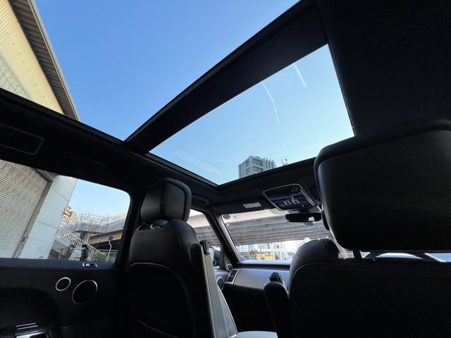 ROVER RANGE  SP 2018 Image 31