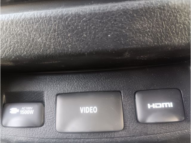 TOYOTA ALPHARD HYBRID 4WD 2015 Image 31