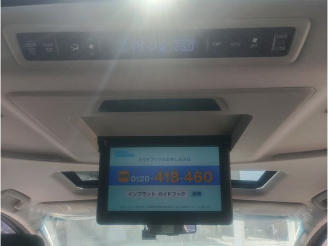 TOYOTA ALPHARD HYBRID 4WD 2015 Image 31