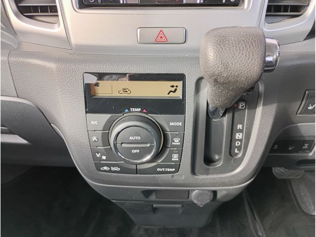 SUZUKI SPACIA 2015 Image 31