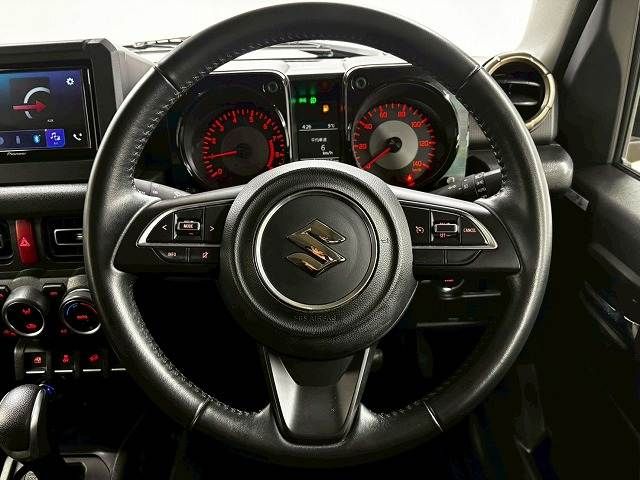 SUZUKI JIMNY 4WD 2021 Image 31