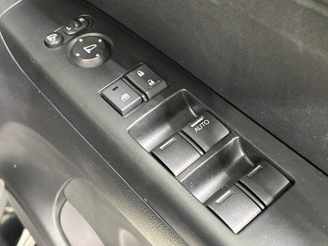 HONDA N BOX 2016 Image 31