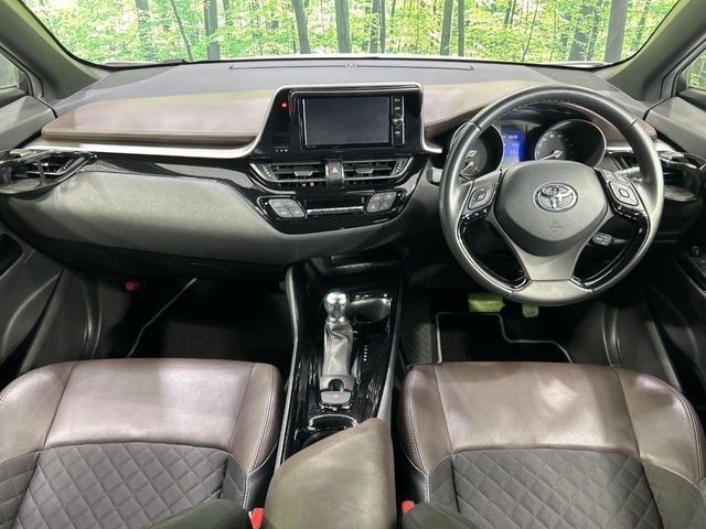 TOYOTA C-HR 2018 Image 31