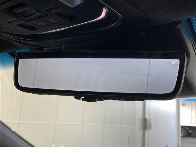 TOYOTA LEXUS LS500 2021 Image 31