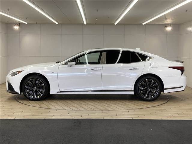 TOYOTA LEXUS LS500 2021 Image 31